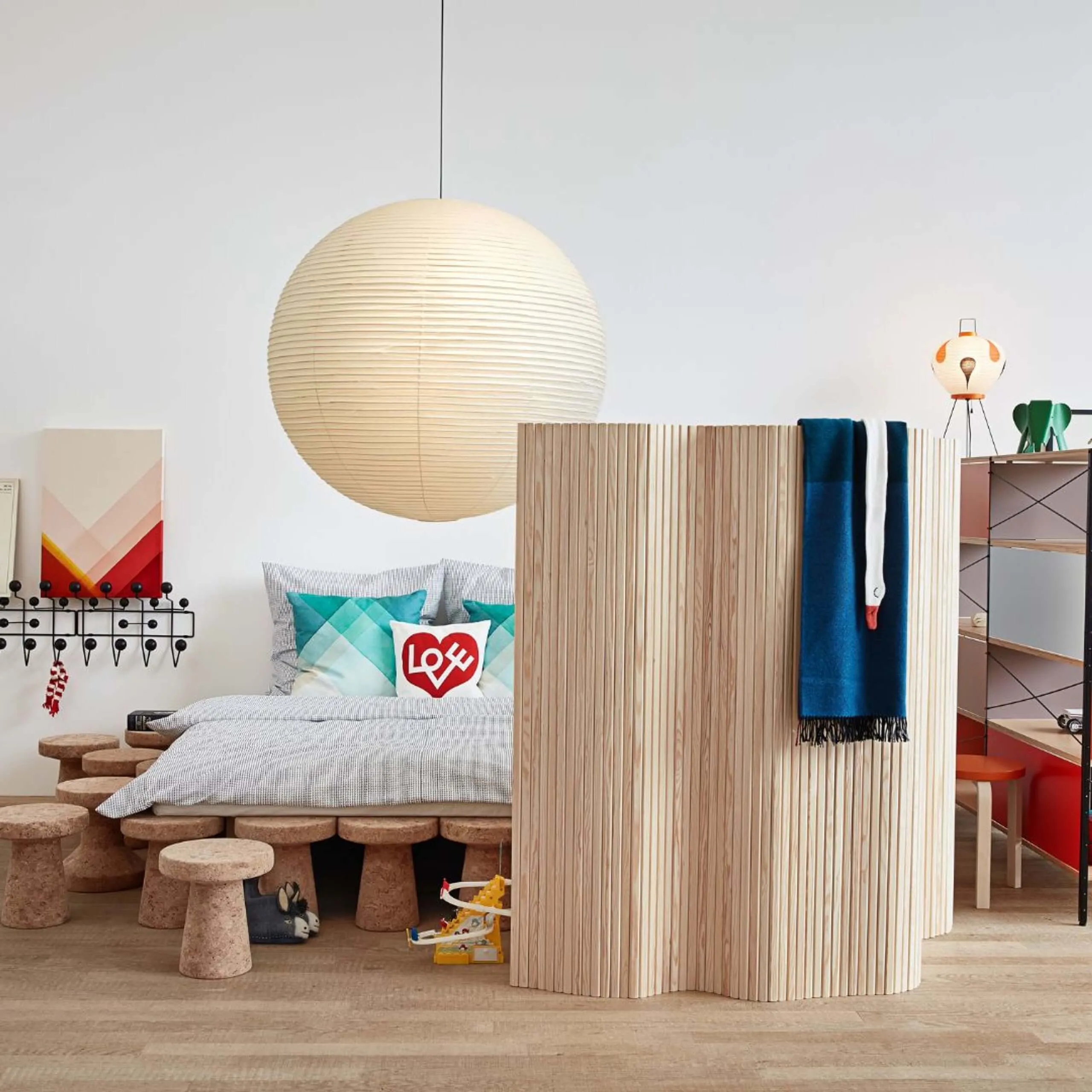 Akari Sphere 90A Pendant Light