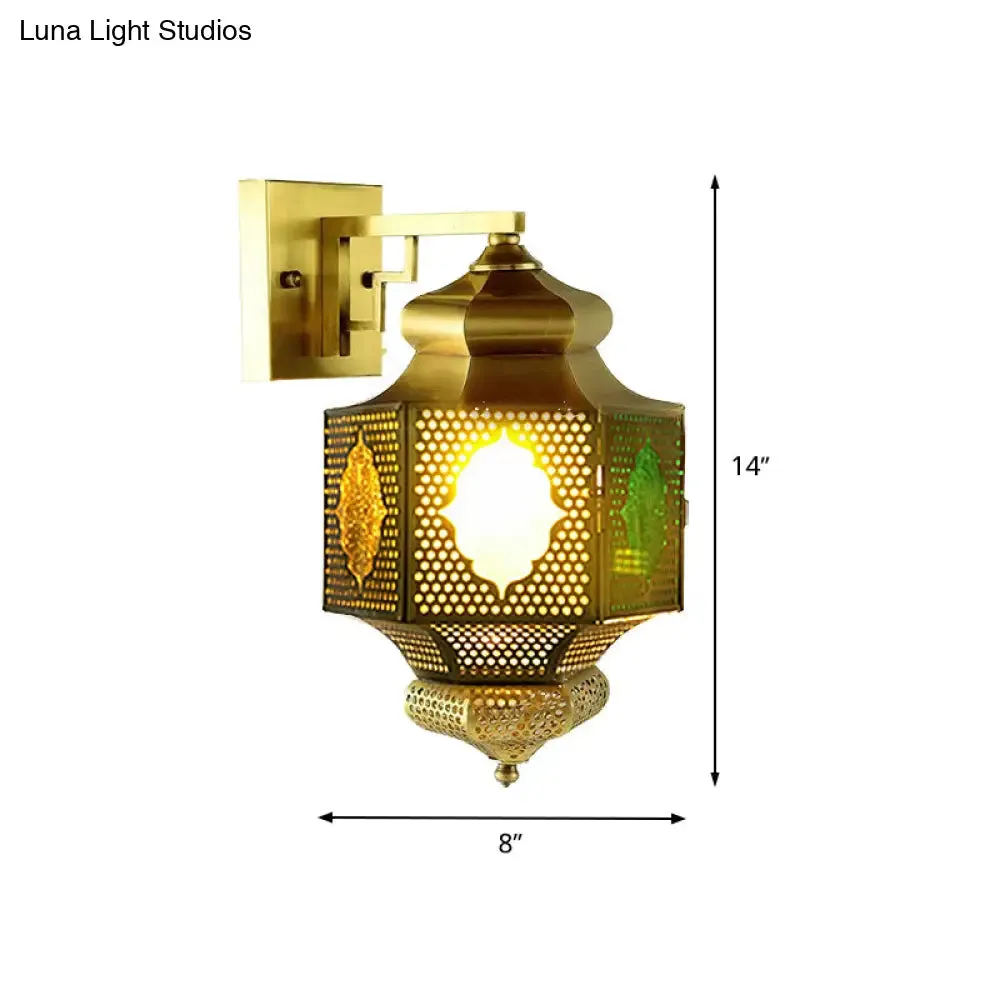 Arab Lantern Sconce: Stylish 1-Head Wall Mount Lamp in Brass for Hallway