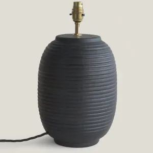 Black Ridged Large Table Lamp