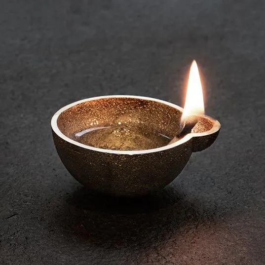 Buenos Diyas _ Butter Lamps