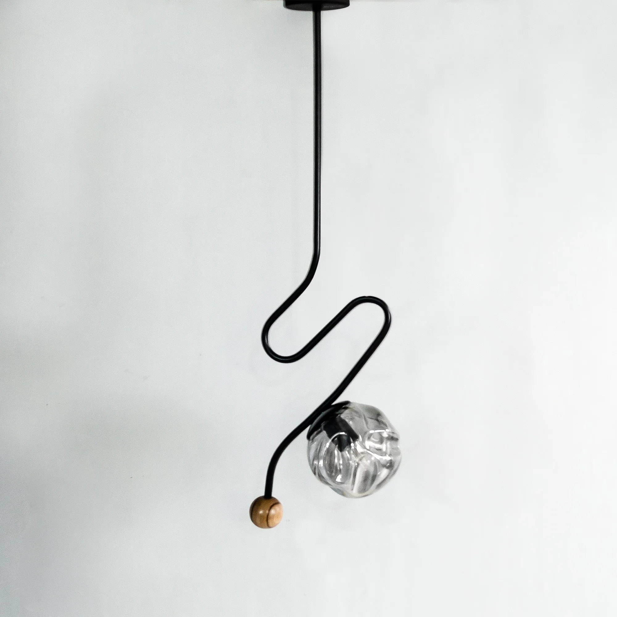 Clh147 Wave Black Hanging Light
