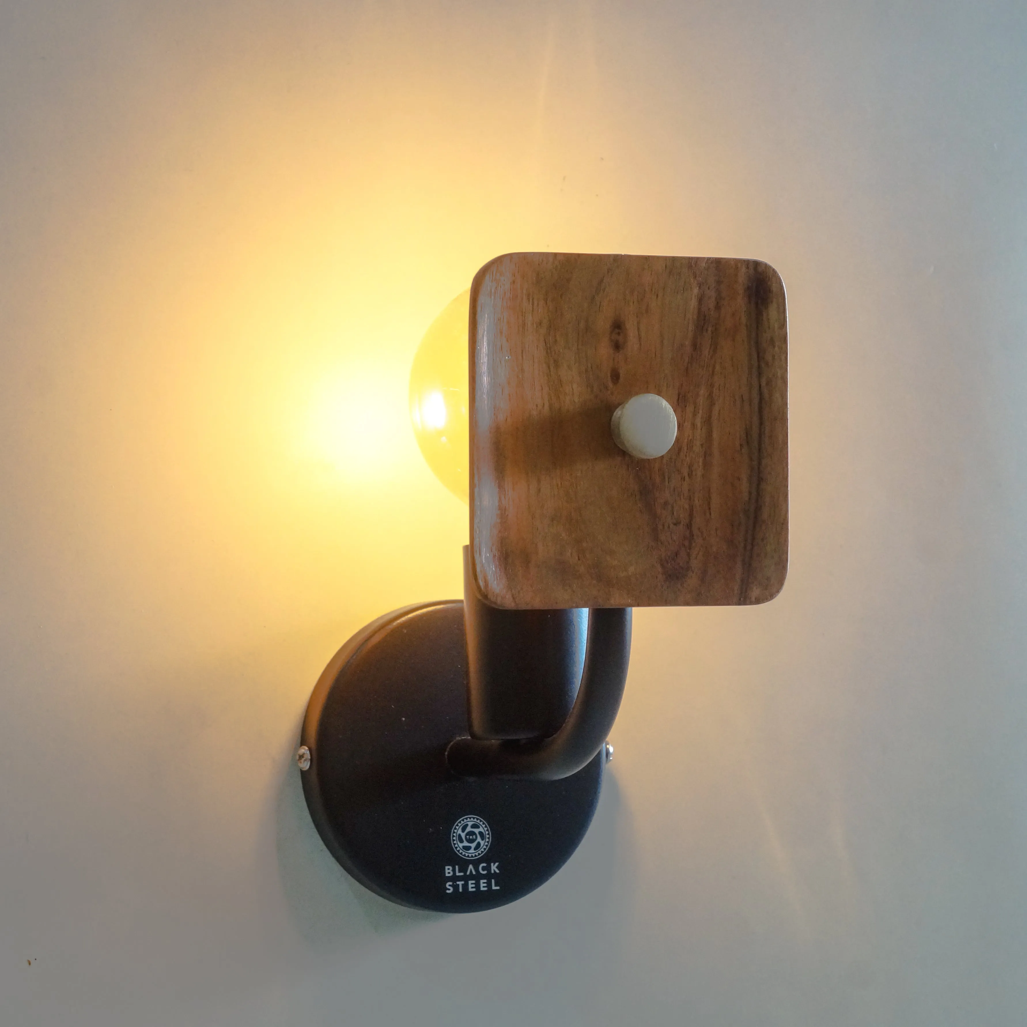 Cws147 Lodge Wooden Wall Sconce