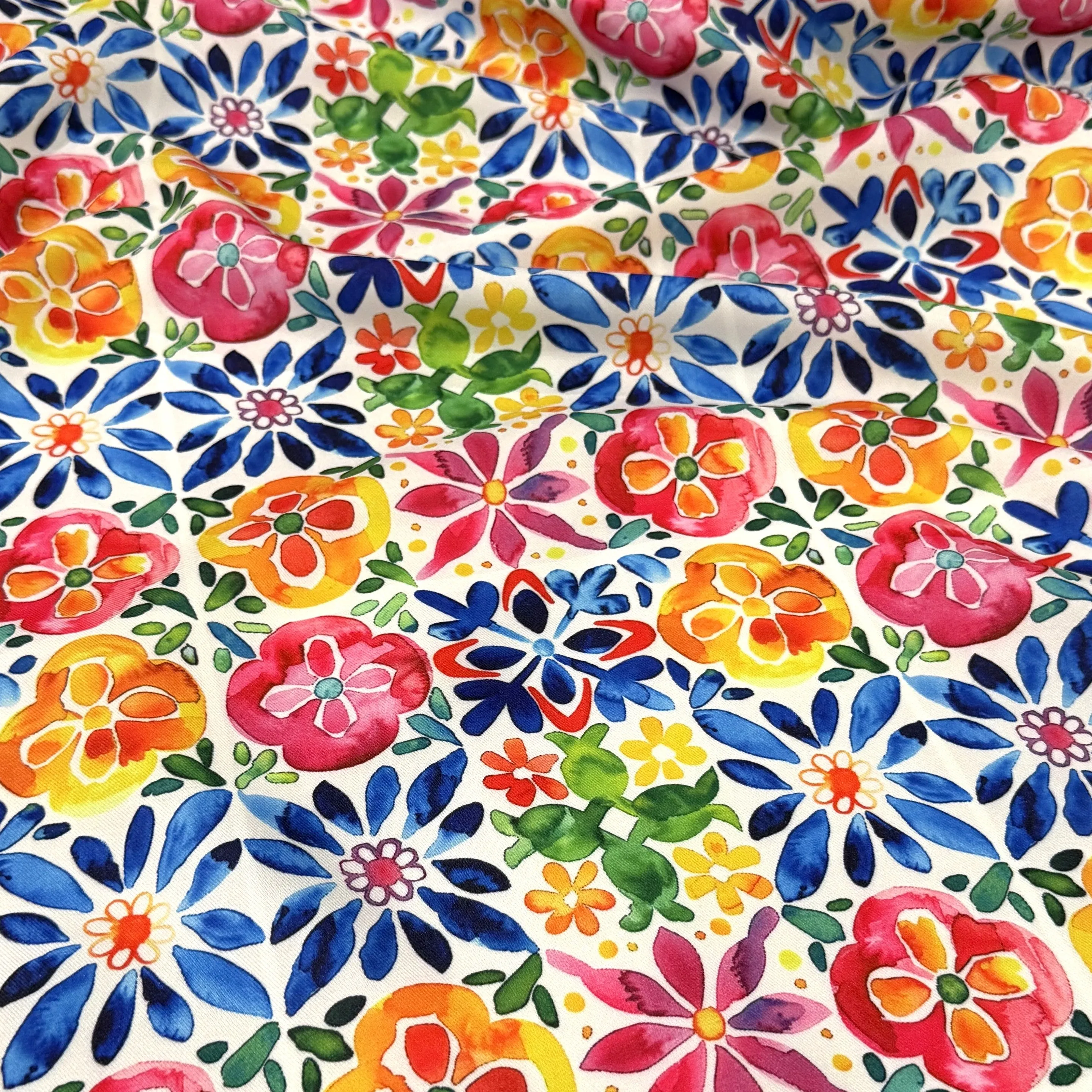 Festivo (Poly Print) Table Runner