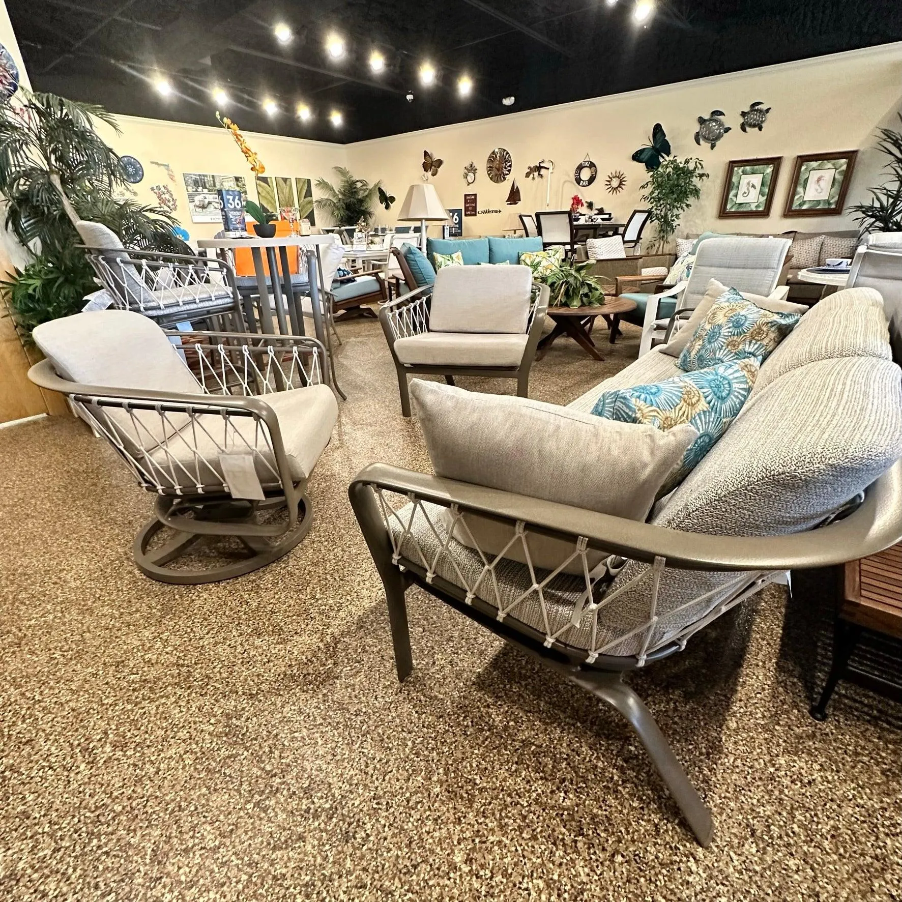Tropitone Trelon Rope Cushion Lounge Set